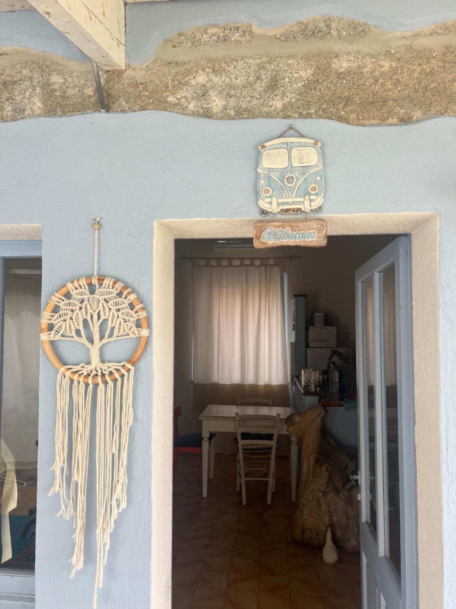 Lo Stazzo Di Wally Guest House Порто Поло Екстериор снимка